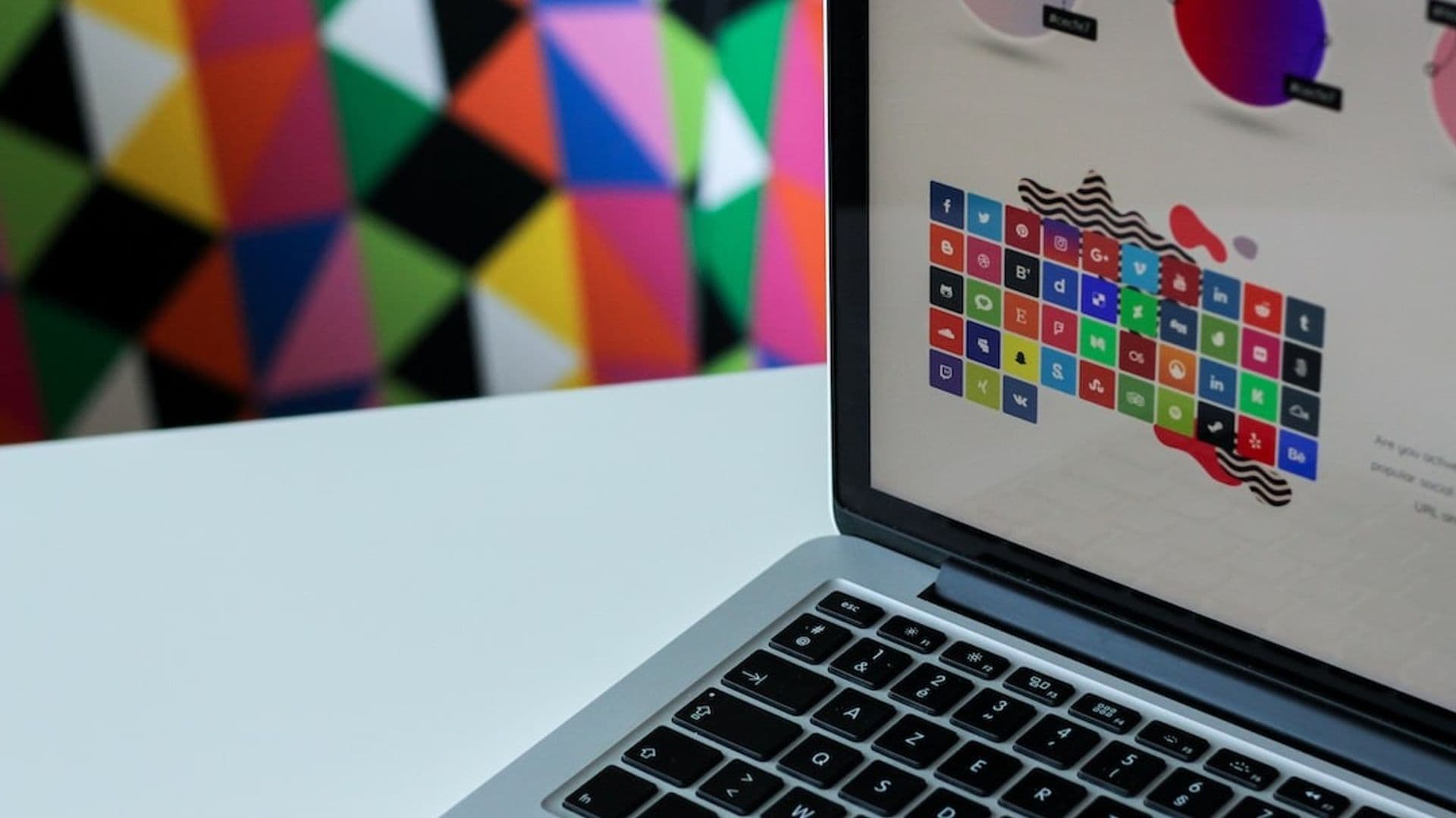 Graphic Designing - Learn Great Designing